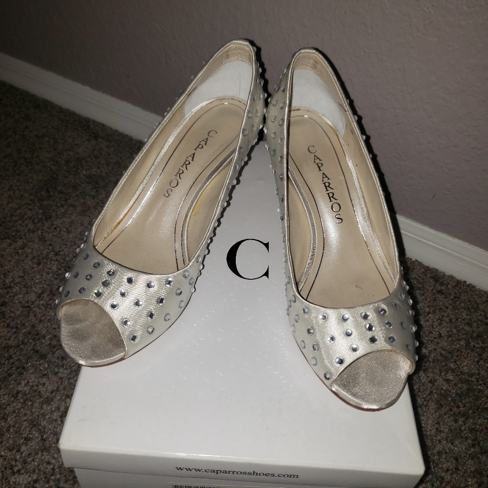 Caparro Pumps